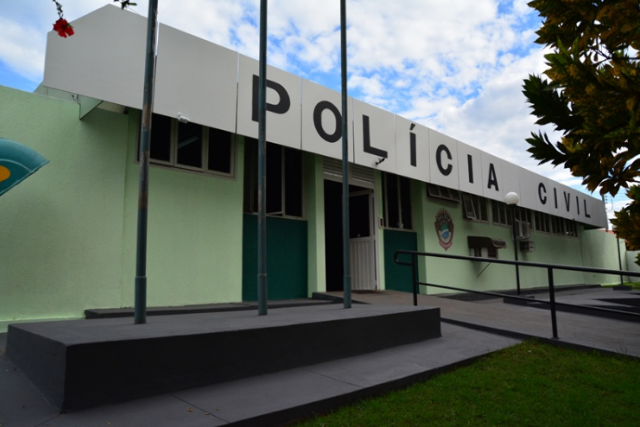Jovem de 23 anos &eacute; executado por pistoleiros na frente da esposa