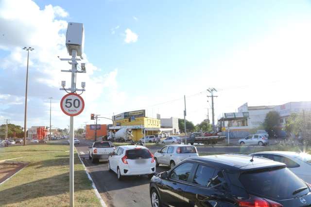 Recordista em multas, Celta acumula 575 infra&ccedil;&otilde;es e deve R$ 327 mil ao Detran