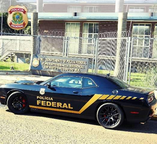PF transforma em viatura Dodge de traficante que vai de 0 a 100 km em 3 segundos