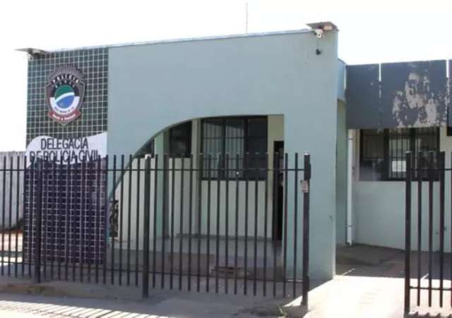 Discuss&atilde;o termina com rapaz morto a facadas no peito e nas costas