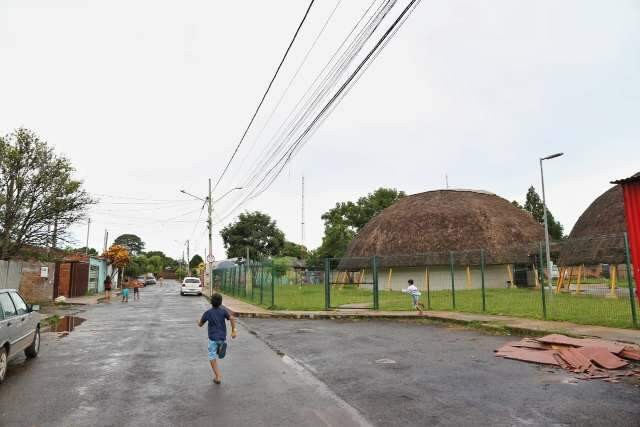 Domingo será de vacinação contra covid em aldeia urbana