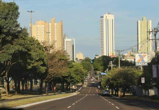 Domingo de sol &eacute; pren&uacute;ncio de semana de calor em Campo Grande