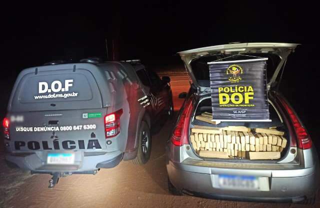 Citro&euml;n C4 furtado no Paran&aacute; transportava quase meia tonelada de maconha
