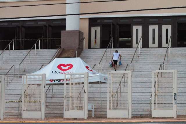 Maioria concorda em tirar do governo federal decis&atilde;o de abrir ou fechar igrejas