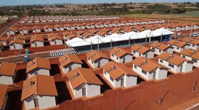 Agehab estabelece renda de at&eacute; R$ 4,6 mil para ades&atilde;o a programas habitacionais