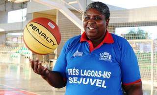 Campe&atilde; mundial de basquete, Ruth de Souza morre de covid em MS