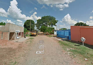 Rua do Bairro Nova Lima, em Campo Grande, onde casas foram invadidas (Foto: Google Street View)