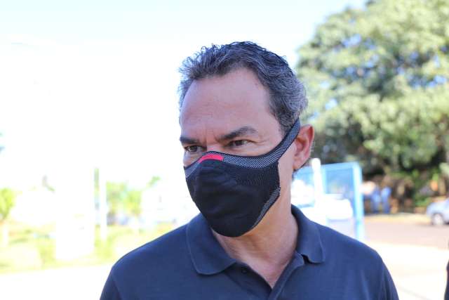 &ldquo;N&atilde;o &eacute; hora de flexibilizar&rdquo;, diz Marquinhos sobre toque de recolher