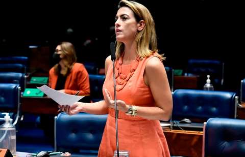 Senadora Soraya Thronicke testa positivo para covid