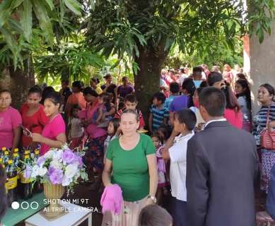 Pastor, vice-prefeito participa de festa/culto em aldeia na pandemia