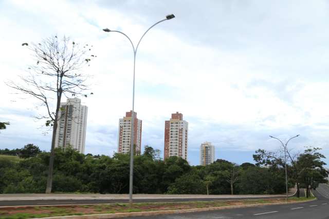 Chuva predomina em s&aacute;bado com alta nebulosidade no Estado