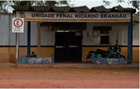 Presidi&aacute;rio &eacute; encontrado morto em rede, dentro de cela 