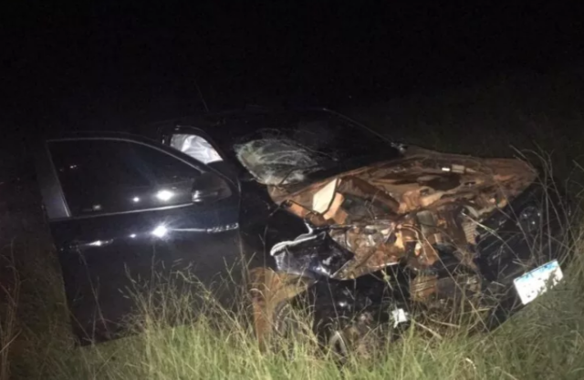 Irm&atilde;os morrem em acidente envolvendo caminhonete e motocicleta na MS-165