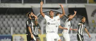 Santos aproveita erros da Inter de Limeira, volta a vencer e reage no Paulist&atilde;o