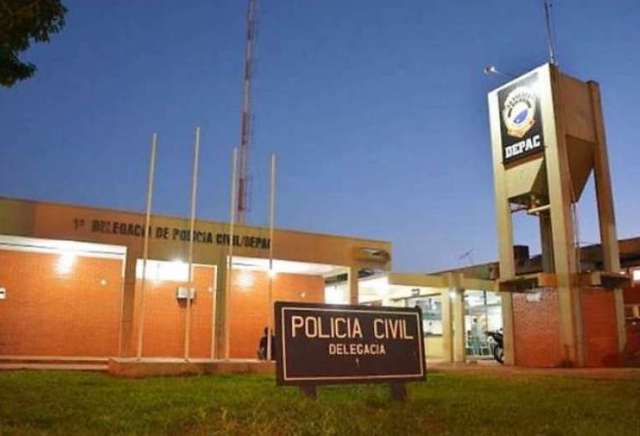 Morador &eacute; espancado por 8 homens encapuzados durante roubo de aparelho de som  