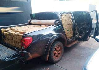 Durante fuga, traficante abandona camionete com 1,7 tonelada de maconha