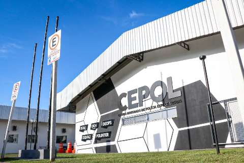 DJ e auxiliar s&atilde;o presos em festa para 80 pessoas na Capital