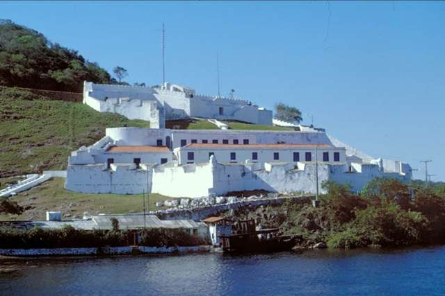 Ap&oacute;s consulta do Ex&eacute;rcito, Iphan nega demoli&ccedil;&atilde;o de casas no Forte Coimbra