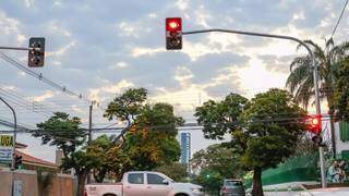 Semáforo fechado em Campo Grande (Foto: Paulo Francis/Arquivo)