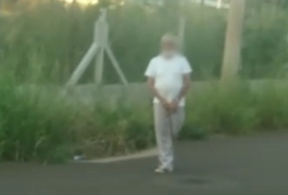&ldquo;Monstro&rdquo;, dizem moradores ap&oacute;s homem abusar de cachorro