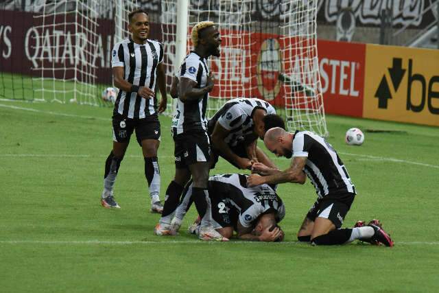 Em grande atua&ccedil;&atilde;o, Cear&aacute; bate Jorge Wilstermann em estreia na Sul-Americana