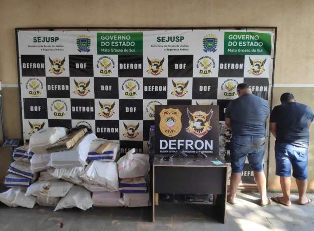 Traficantes pegos em restaurante com carga de maconha tentaram destruir celular