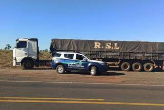 Ap&oacute;s ser feito ref&eacute;m por cinco horas, motorista tem carreta recuperada