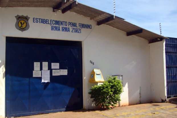Agente encontra buraco em telhado de cela do pres&iacute;dio feminino de Campo Grande