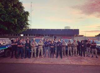 Equipe empenhada na operação em fazenda de Sidrolândia (Foto: Divulgação/PCMS)