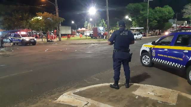 S&aacute;bado tem 220 furando o toque de recolher e 98 locais abertos 