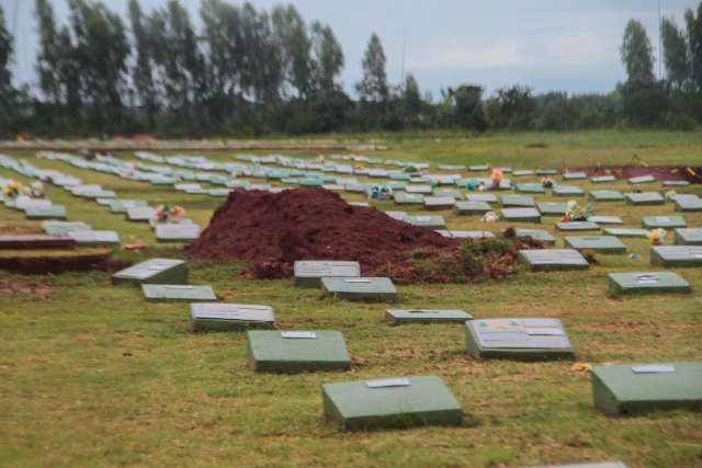 Ap&oacute;s 67 mortes em 72h, Capital come&ccedil;a semana com 5 &oacute;bitos por covid