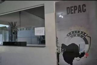 Ladrão é detido por comerciante ao tentar furtar motor de caminhão Ladrão é detido por comerciante ao tentar furtar motor de caminhão