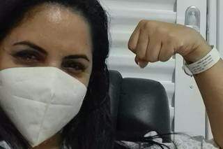 Manu antes de ir para o centro cirúrgico no dia 17 de abril; foto foi postada nas redes sociais com a legenda: &#34;bora ali vencer um câncer?&#34; (Foto: Arquivo Pessoal)