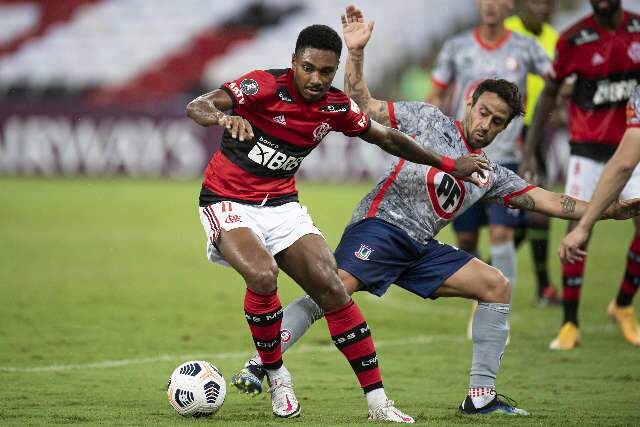 Flamengo goleia La Calera com 2 gols de Gabriel e segue perfeito na Libertadores