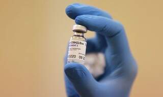 Vacina desenvolvida pela Rússia não foi autorizada ainda pela Anvisa. (Foto: Reuters)