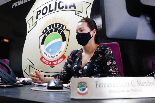 Mulher espanca crian&ccedil;a, amea&ccedil;a arrancar cabe&ccedil;a e apanha de irm&atilde;o que vai preso