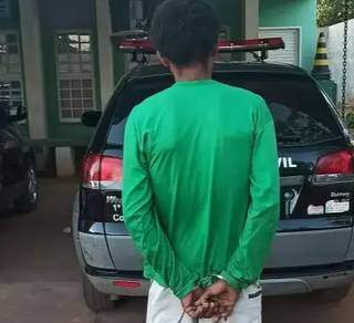 Foragido &eacute; preso ap&oacute;s estragar tornozeleira para escapar do calor