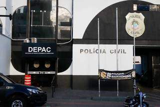 Mulher perde quase R$ 10 mil em golpe do cartão de crédito clonado Mulher perde quase R$ 10 mil em golpe do cartão de crédito clonado