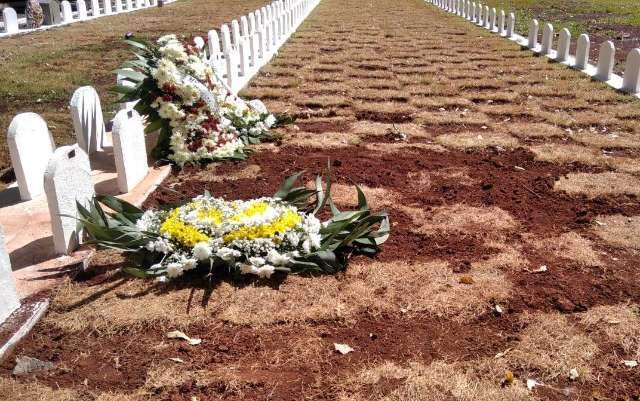 Esquizofr&ecirc;nico, Camilo agora descansa ao lado da m&atilde;e que ele esquartejou