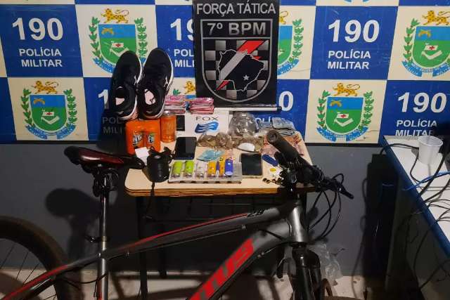Com faca cravada na cabe&ccedil;a, comerciante det&eacute;m adolescente ap&oacute;s furtos