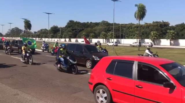 S&aacute;bado teve &quot;encontro&quot; de protestos pr&oacute; e contra Bolsonaro 