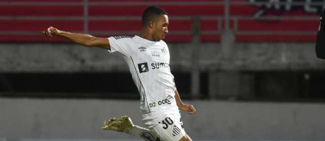 Em m&aacute; fase, Santos empata com Bragantino e tem situa&ccedil;&atilde;o complicada no Paulist&atilde;o