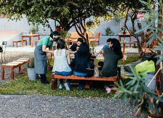 Café abriu as portas em jardim super charmoso no Jardim São Bento. (Foto: Ana Paula Dalbianco)&nbsp;