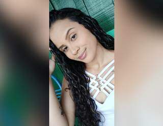 Naila Vitória Rodrigues foi morta quando chegava ao local de trabalho (Foto: Reprodução)