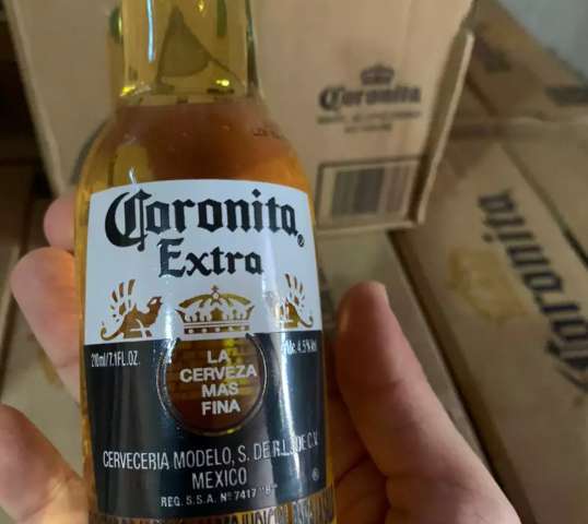 Em a&ccedil;&atilde;o anticontrabando, Receita e PF apreenderam cargas de Heineken e Corona