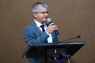 Prefeito ser&aacute; investigado por abertura de concurso rel&acirc;mpago 