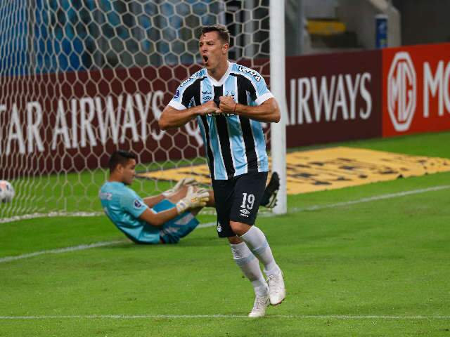 Gr&ecirc;mio faz 8 a 0 em time venezuelano e faz hist&oacute;ria em jogo da Sul-Americana