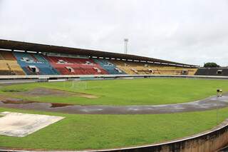 Estádio Morenão, palco do jogo da tarde desta sexta (Foto: Arquivo)
