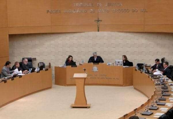 Justi&ccedil;a mant&eacute;m ordem para prender foragido que engravidou filha de 15 anos