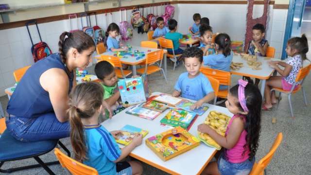 Termina nesta segunda-feira sele&ccedil;&atilde;o com 1.500 vagas para assistente de educa&ccedil;&atilde;o
